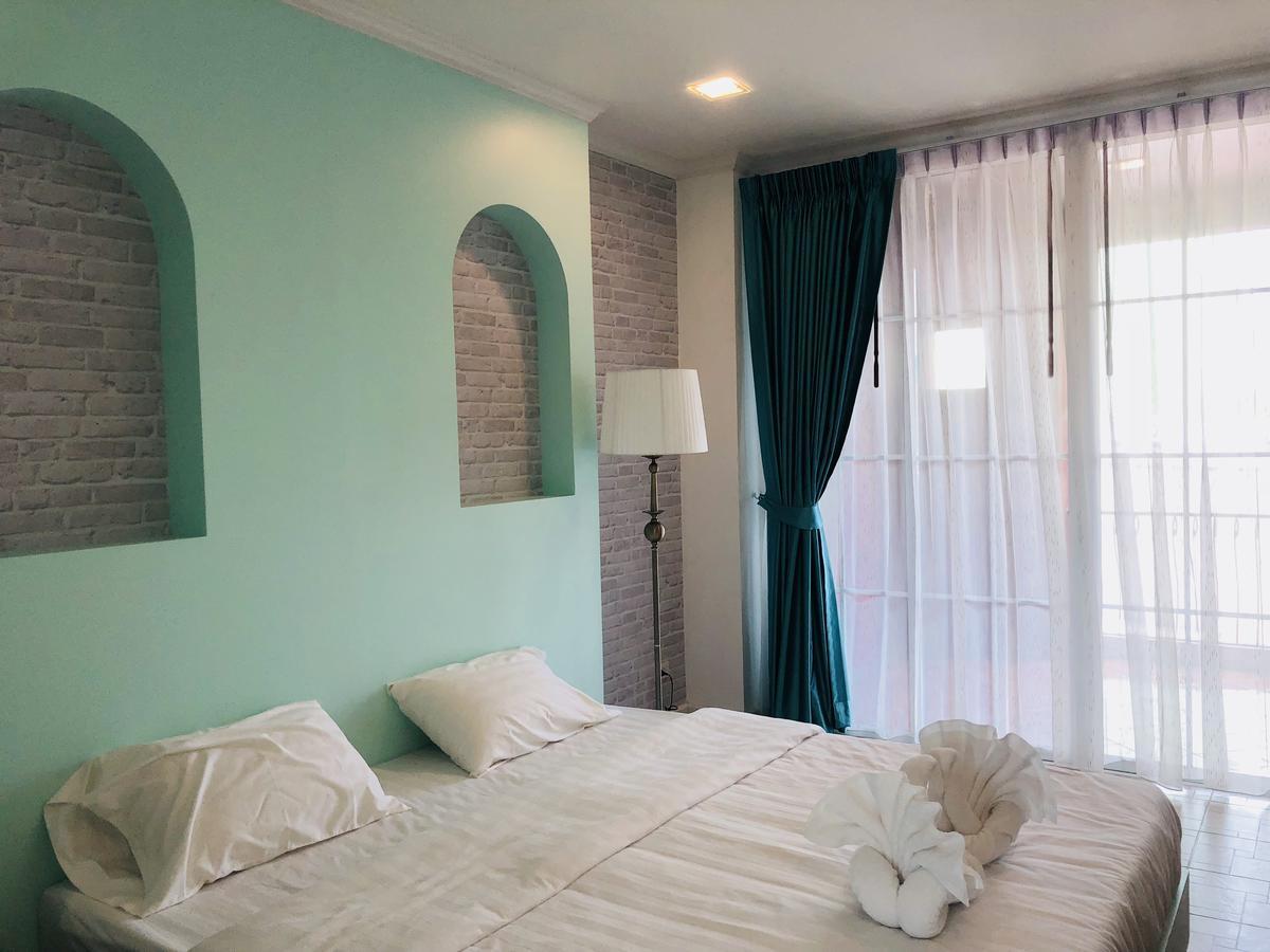 Krinnatra Villa Chonburi Eksteriør billede