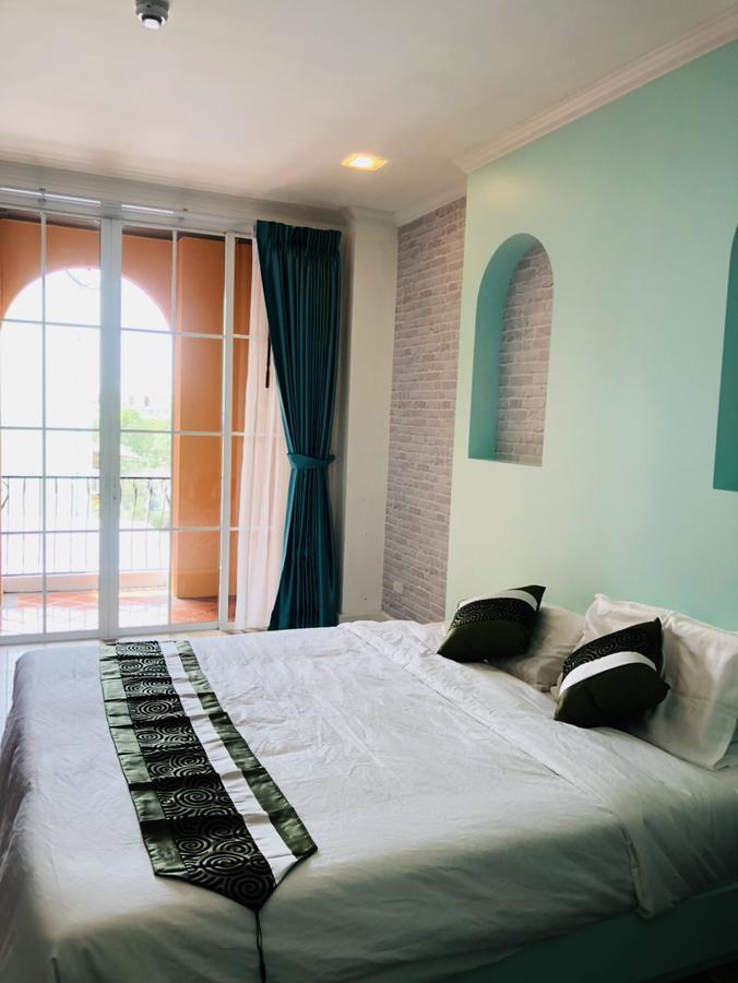 Krinnatra Villa Chonburi Eksteriør billede