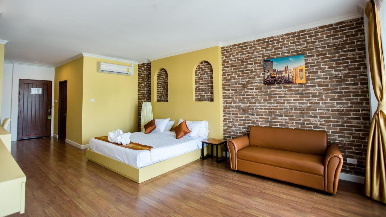 Krinnatra Villa Chonburi Eksteriør billede