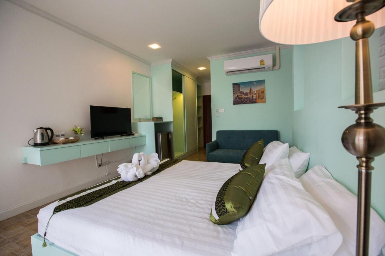 Krinnatra Villa Chonburi Eksteriør billede